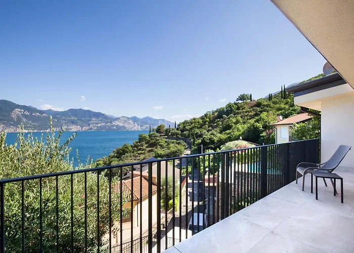 Ama With Pool * Brenzone sul Garda