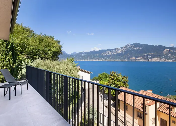 Ama With Pool Brenzone sul Garda