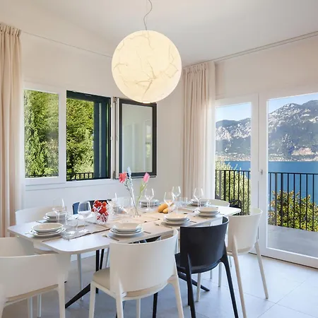 Villa Ama With Pool Pai