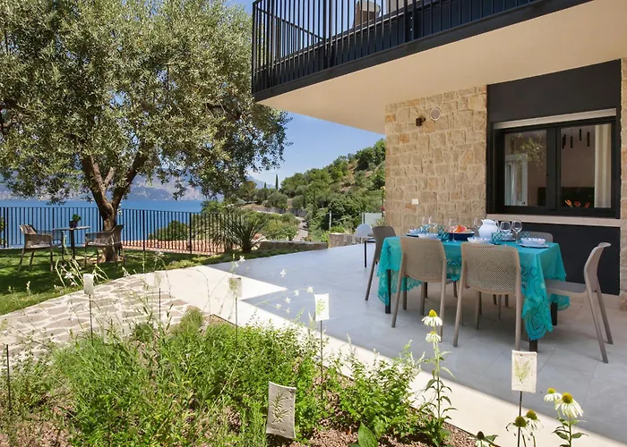 Villa Ama With Pool