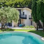Ama With Pool Brenzone sul Garda