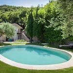Ama With Pool Villa