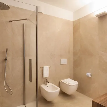 Ama With Pool Villa Brenzone sul Garda