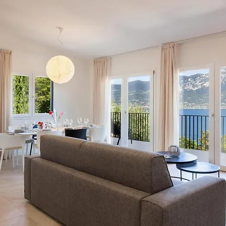 Ama With Pool Villa Brenzone sul Garda